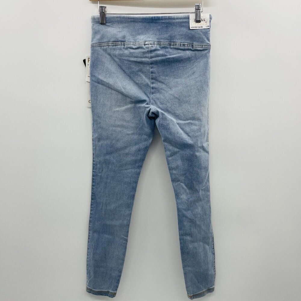 Rewash Juniors Size 1/25 Real Curve‎ High-Rise Pull-On Skinny Leg Jeggings Blue - Picture 8 of 10